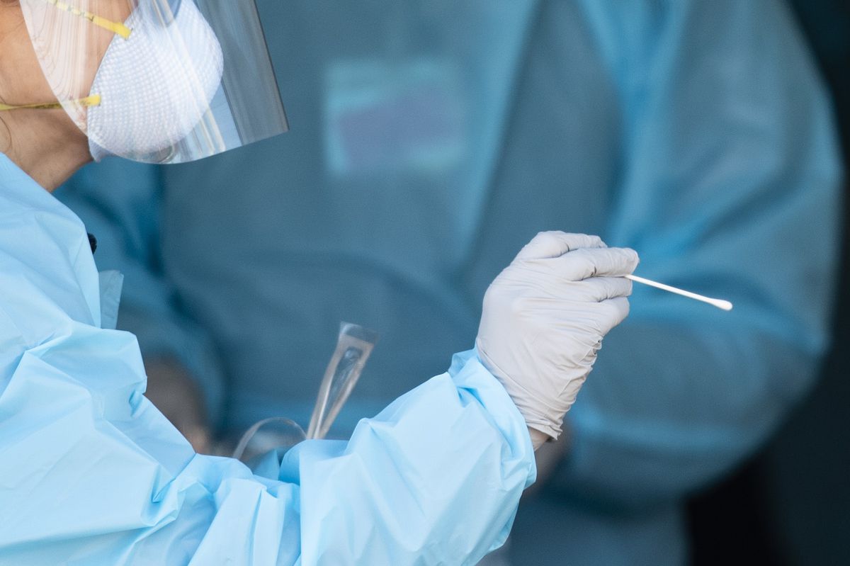 Oxford University seeking more than 10,000 volunteers for
advanced trials of experimental coronavirus vaccine 1