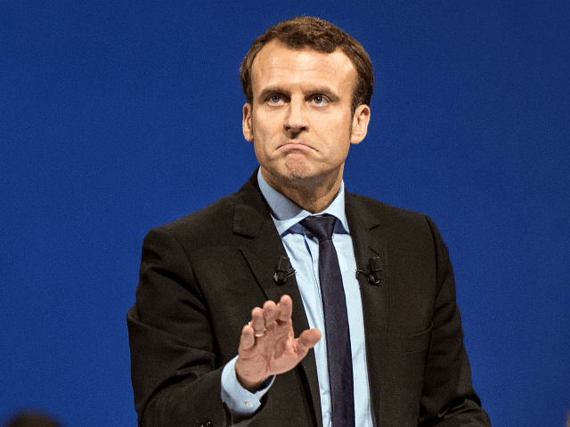 France Announces 'Reciprocal' Quarantines For British
Airport Arrivals 1