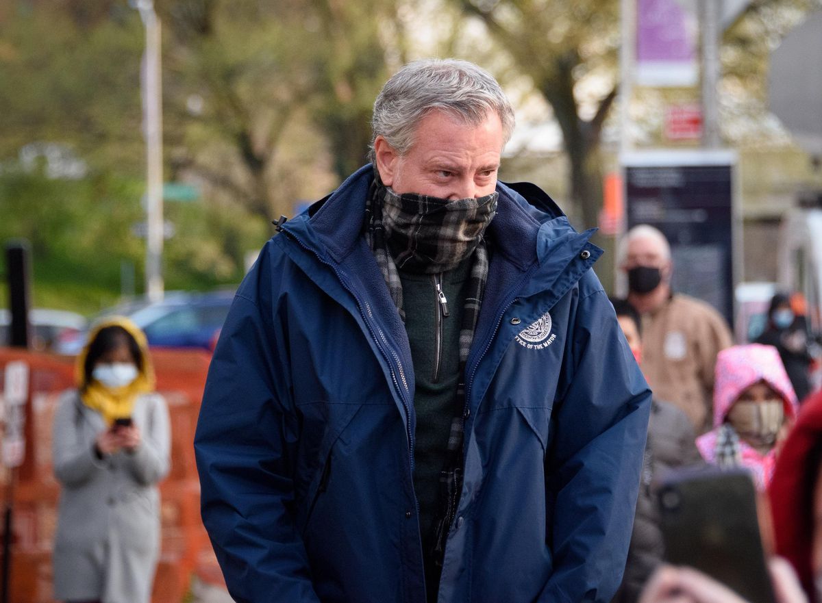 Mayor de Blasio sets aside $23M for outside coronavirus
consultants despite budget cuts to NYC agencies 1
