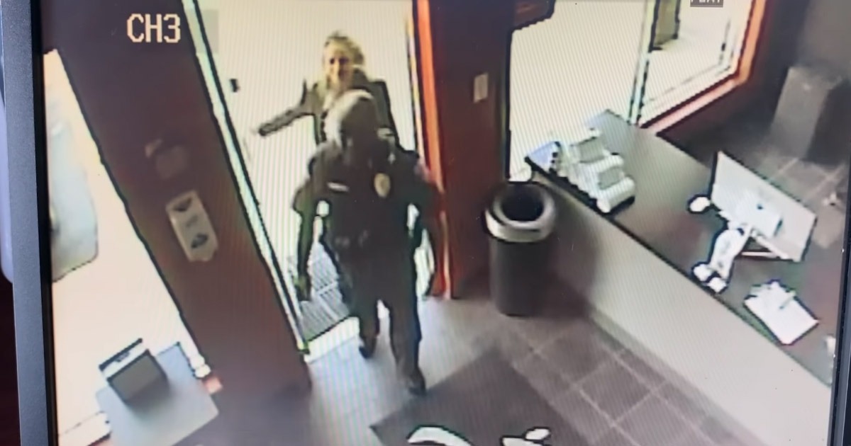 VIDEO: North Carolina Gym Opens During Coronavirus, Police
‘Raid’ Facility To Make Them Shut Down 1
