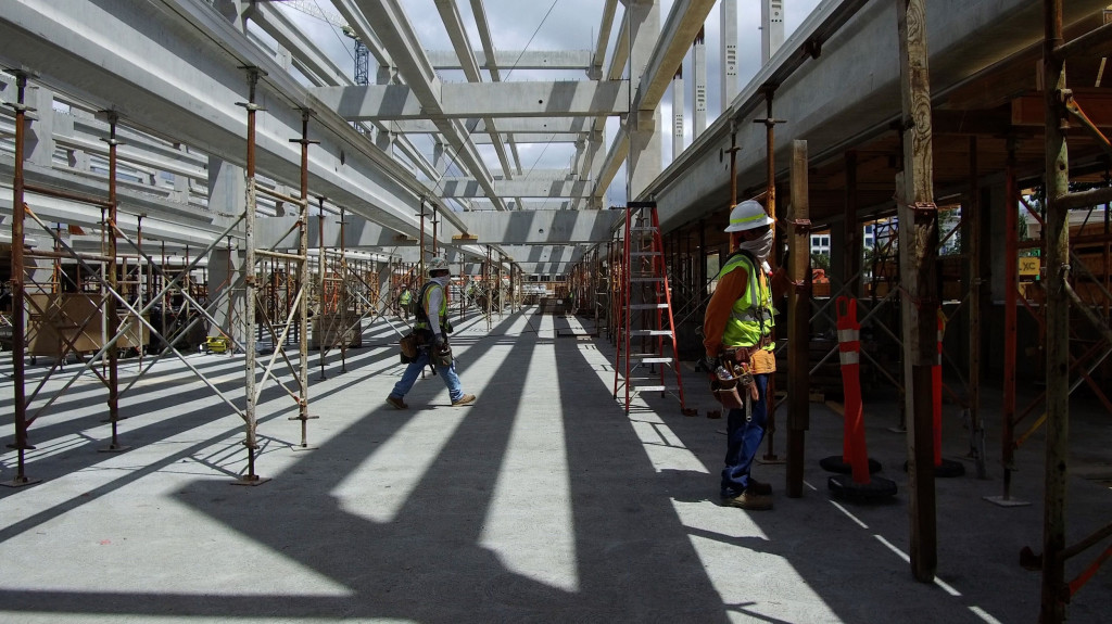 Coronavirus economy: Huge tech campus restarts construction
in San Jose 1