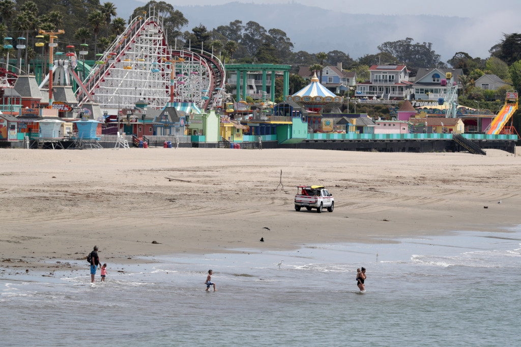 Coronavirus unemployment: Huge furloughs jolt Santa Cruz
Boardwalk 1