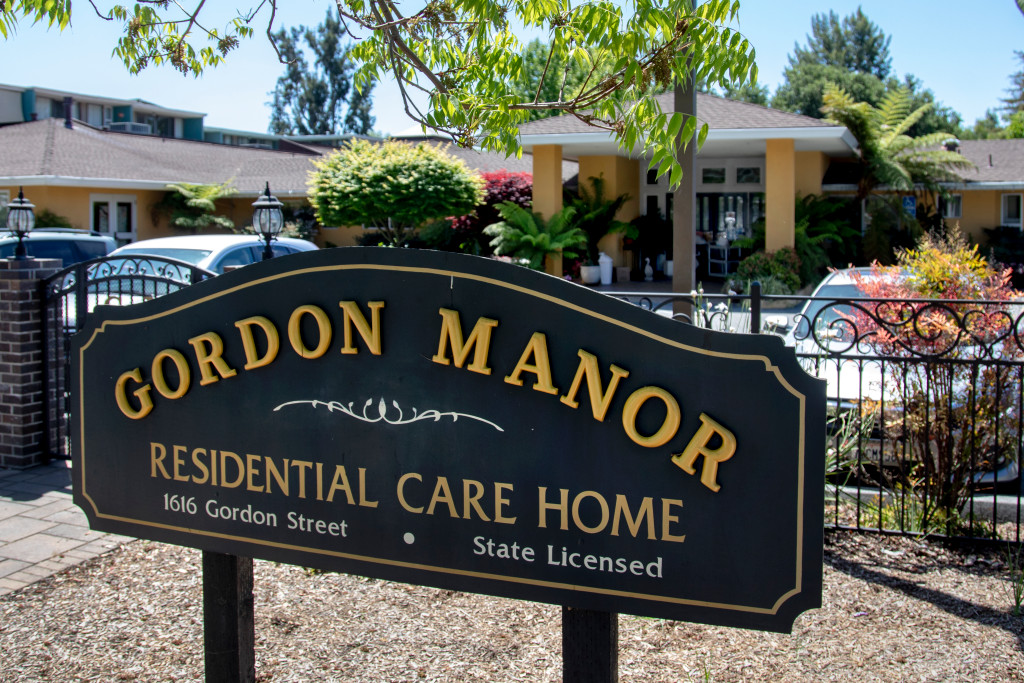 Opinion: Over 350 COVID-19 deaths expose California
assisted-living homes 1