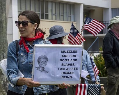 Humboldt County coronavirus protester’s ‘slaves’ sign goes
viral 1