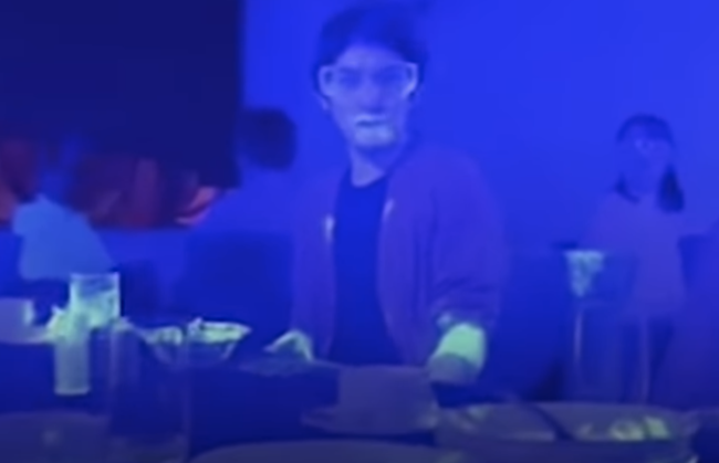 Buffet-Goers Beware: Shocking Video Shows Just How Easily
Coronavirus Can Spread 1