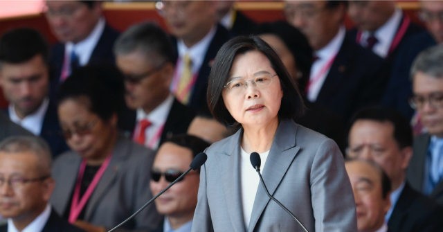 World Health Assembly Begins Without the World’s Top
Coronavirus Fighter, Taiwan 1