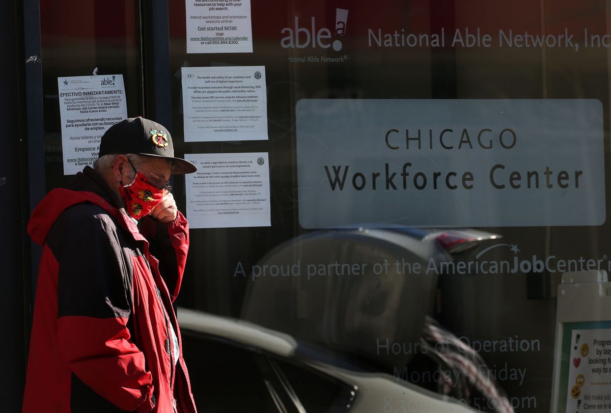 Illinois unemployment rate hit 16.4% in April, a 44-year
high, as coronavirus-related job losses multiplied 1 Illinois unemployment rate hit 16.4% in April, a 44-year
high, as coronavirus-related job losses multiplied 1