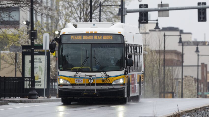 Coronavirus crowding concerns may force MBTA to get
'creative' 1