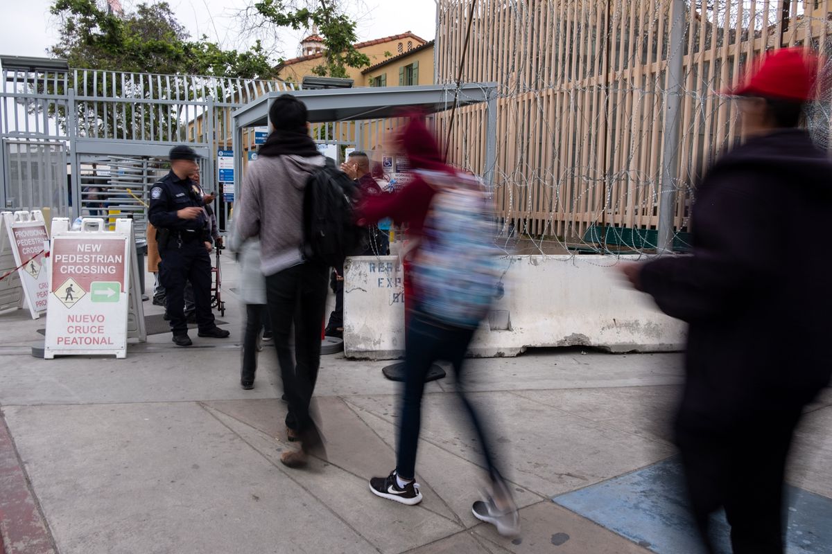 California offers financial support for undocumented
immigrants during coronavirus pandemic 1 California offers financial support for undocumented
immigrants during coronavirus pandemic 1