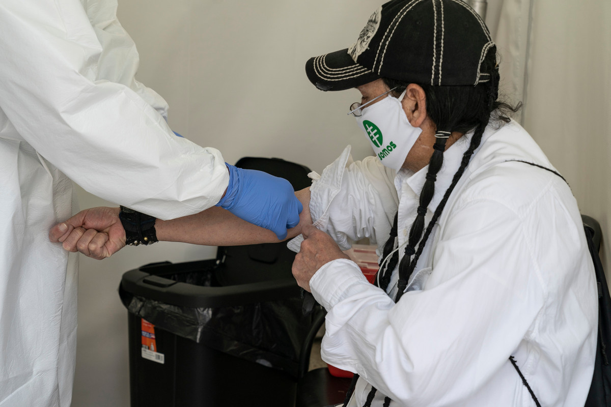 Coronavirus antibody tests could be wrong up to half the
time: CDC 1