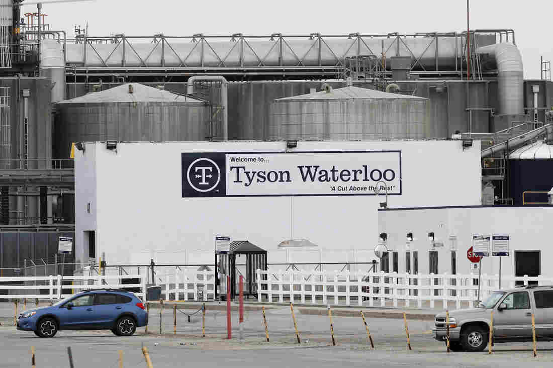Tyson's Largest Pork Plant Reopens As Tests Show Surge In
Coronavirus Cases 1