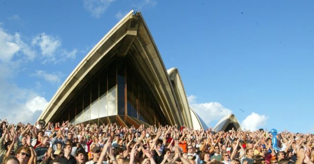 Australian Lawmakers Call to Slash Mass Immigration in
Post-Coronavirus World 1