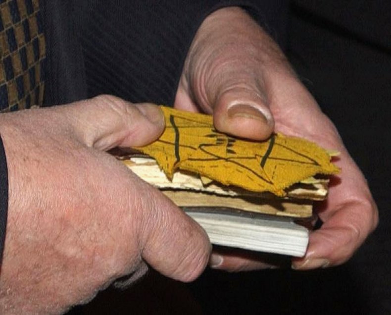 Alaska Lawmaker Says He 'Could Have Chosen Better Analogy'
After Comparing COVID-19 Screening to Nazi Labeling of Jews 1
