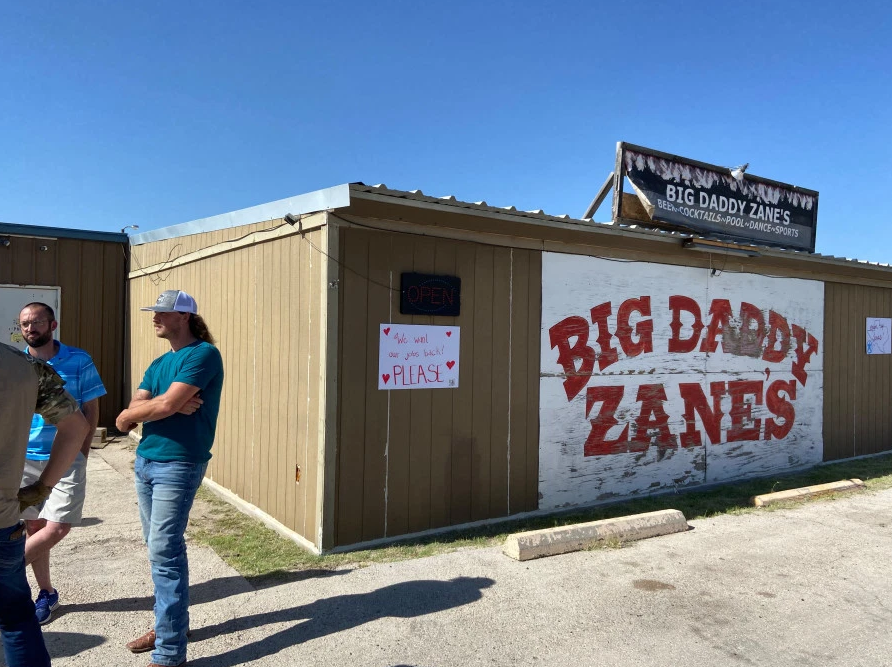 Texas Bar Owner, Quarantine Protesters Arrested After SWAT
Team Swoops In 1