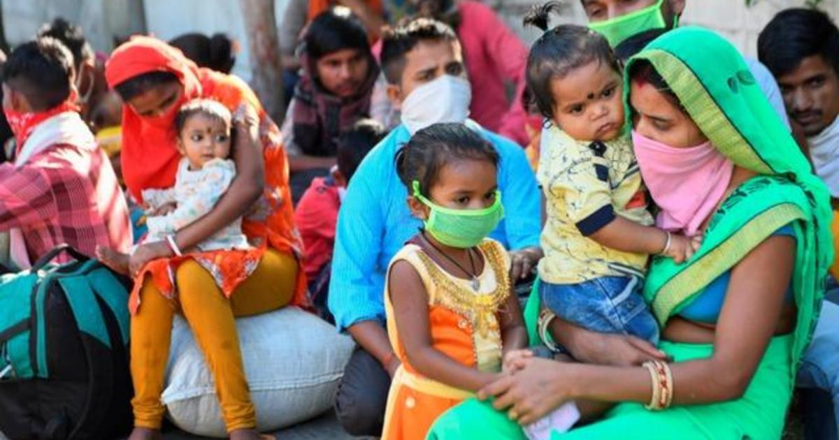 Coronavirus pandemic grips Mumbai's overcrowded slums and
packed hospitals 1