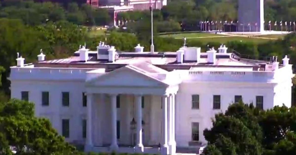 Eye Opener: White House staffers test positive for
coronavirus 1