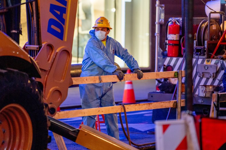 19 Test Positive for Coronavirus at Maine Construction Site
Outbreak 1
