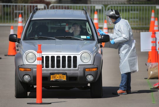 'Bad economies are as hurtful to health as viruses': US
lurches toward reopening despite ominous coronavirus models 1