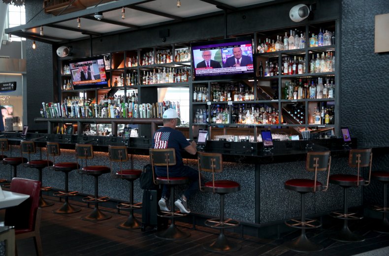 Texas Gov. Abbott Says Bars to Reopen After State Reports
Highest Single-Day Rise in Coronavirus Cases 1