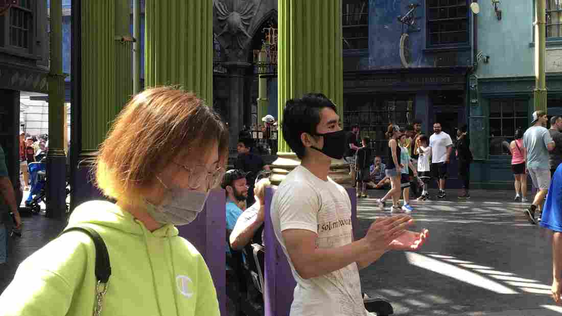 Florida Theme Parks Getting Ready To Reopen With
Anti-Coronavirus Measures 1