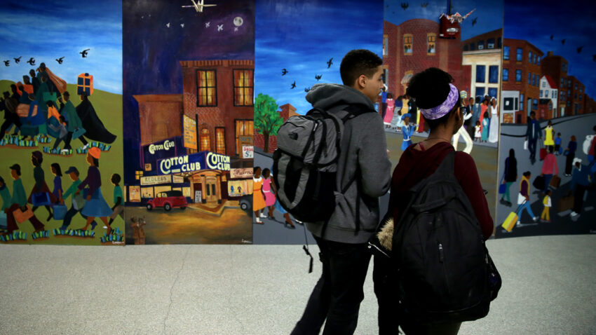 Here's what it's like to lose your last semester of high
school to the coronavirus pandemic 1