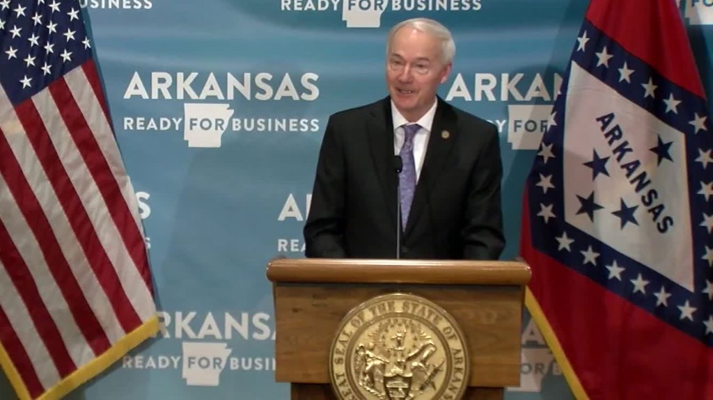 Arkansas coronavirus cluster traced to swim party 1