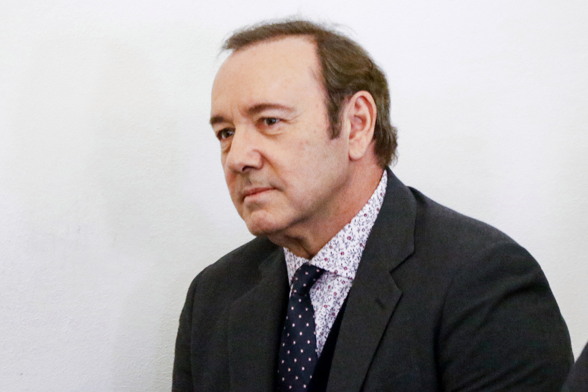 Kevin Spacey compares losing job after sex assault rap to
coronavirus layoffs 1