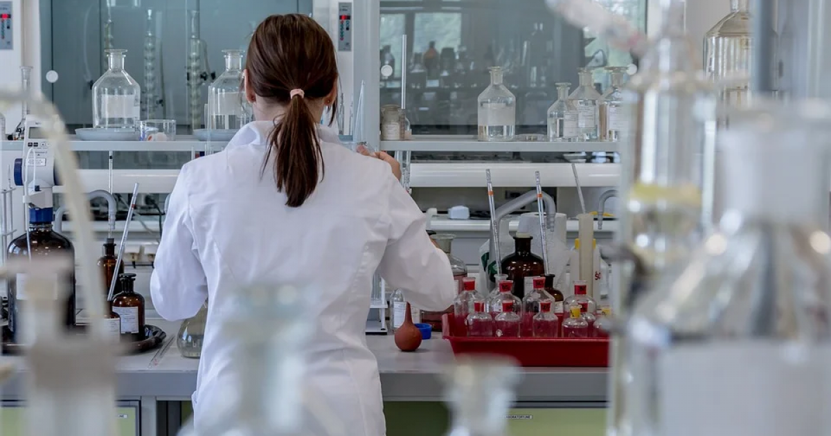 Scientists Believe Signs of ‘Human Intervention’ are in
Coronavirus Strain Cultured to Attack Human Cells 1