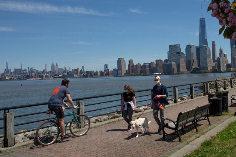 New Jersey Relaxes Coronavirus Restrictions, Allowing
Nonessential Retailers to Open Next Week 1