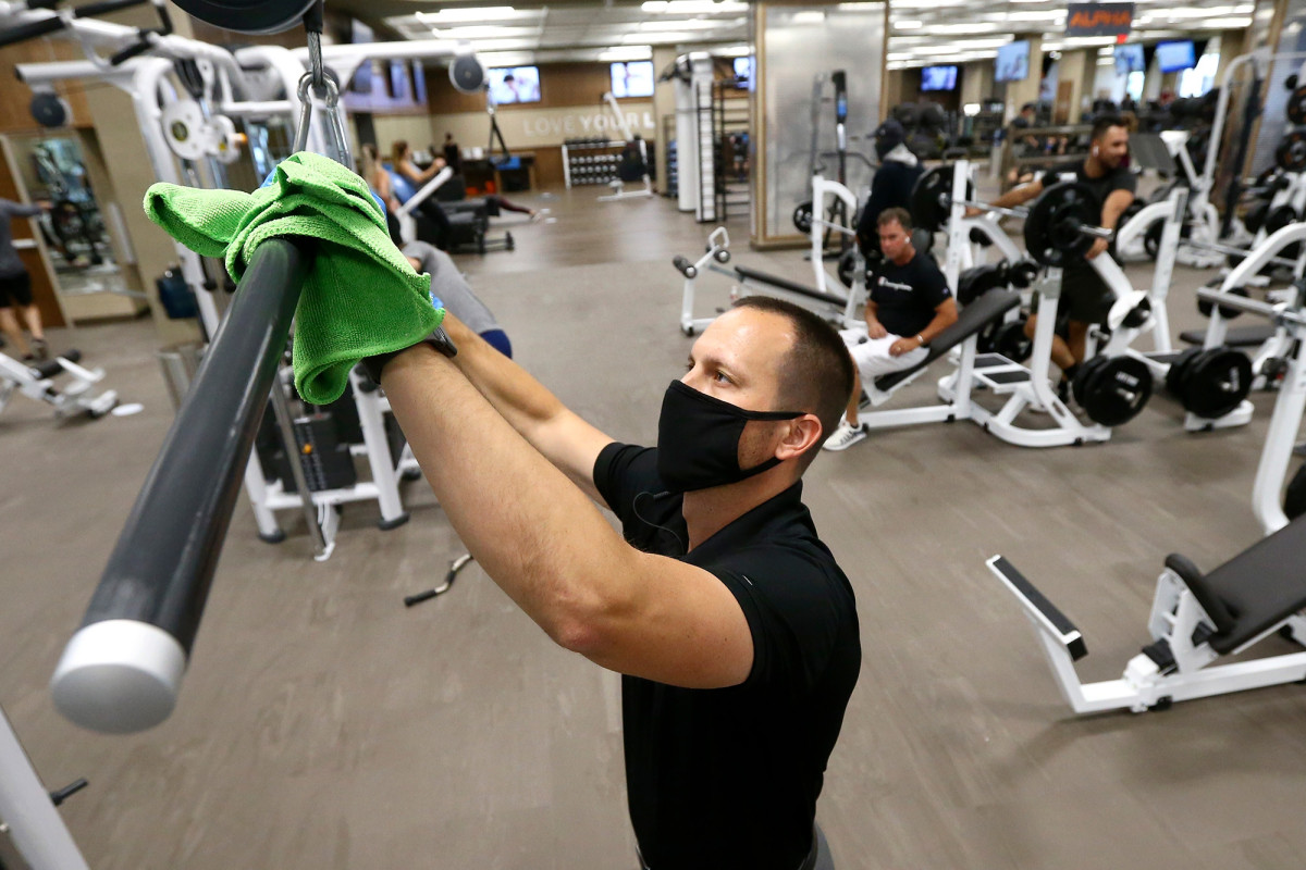 Most small businesses remain optimistic on reopening after
coronavirus: poll 1