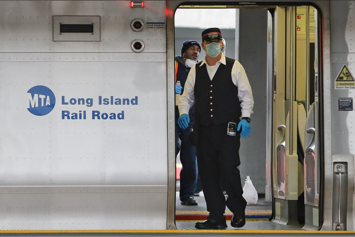 LIRR trains to add capacity as Long Island eyes coronavirus
reopening 1