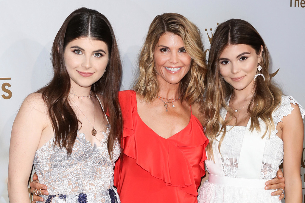 Lori Loughlin could serve less time due to coronavirus
concerns 1