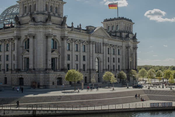Germany’s Coronavirus Protests: Anti-Vaxxers,
Anticapitalists, Neo-Nazis 1