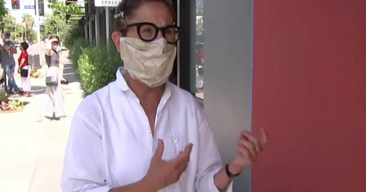 Chef who survived COVID-19 describes watching her restaurant
be looted, lit on fire on TV 1 Chef who survived COVID-19 describes watching her restaurant
be looted, lit on fire on TV 1