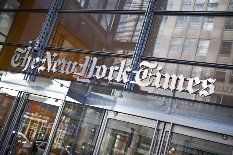 New York Times Publishes Names of People Who Died of
COVID-19 on Entire Front Page 1