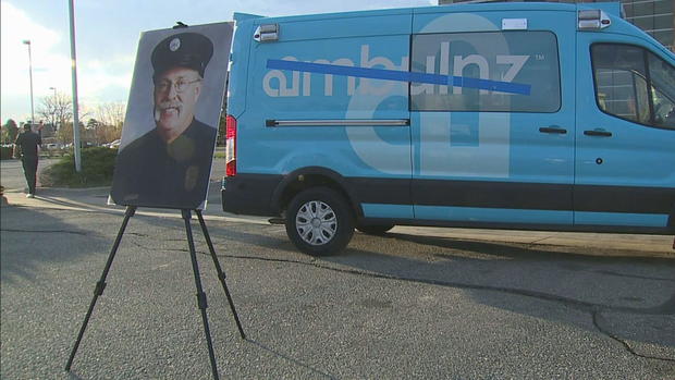 Paramedic volunteering in NYC honored after dying from
coronavirus 1