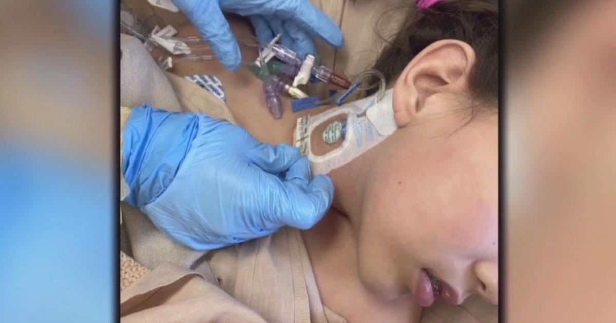 At least 3 N.Y. youths die from illness possibly linked to
COVID-19 1