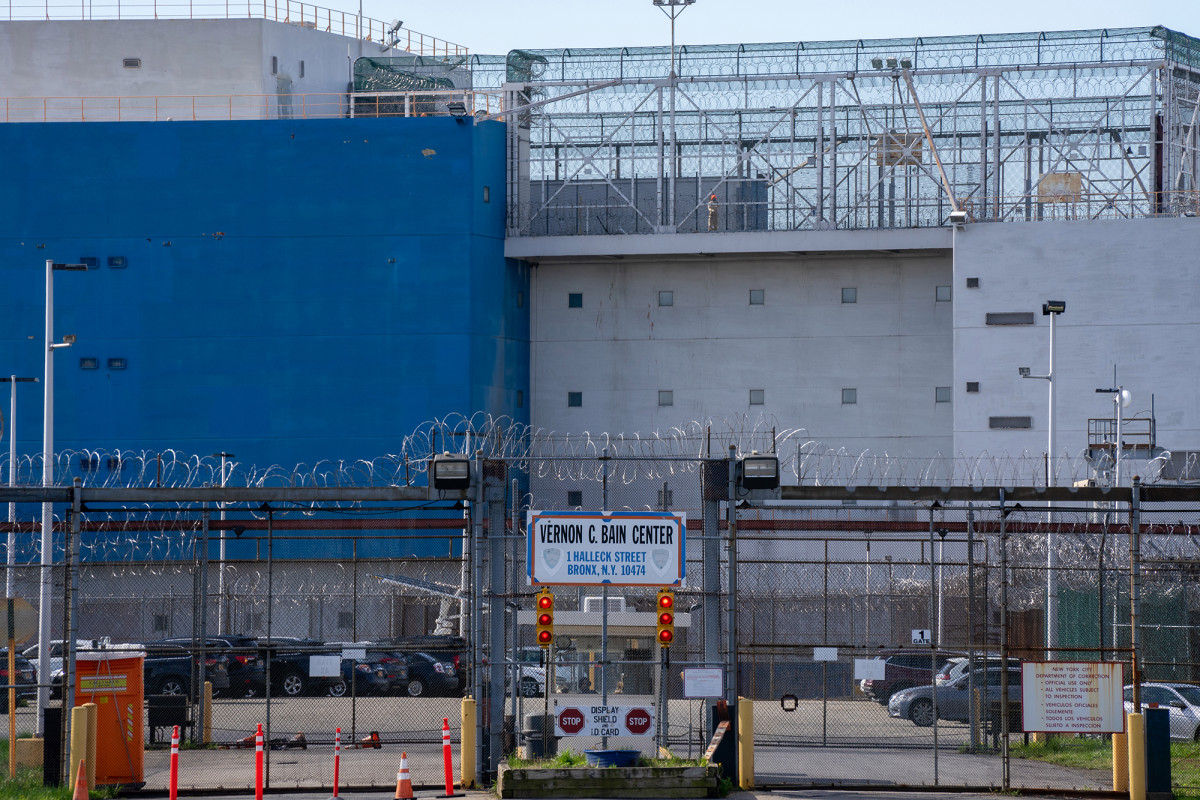 Dozens of Rikers inmates arrested again after coronavirus
release 1