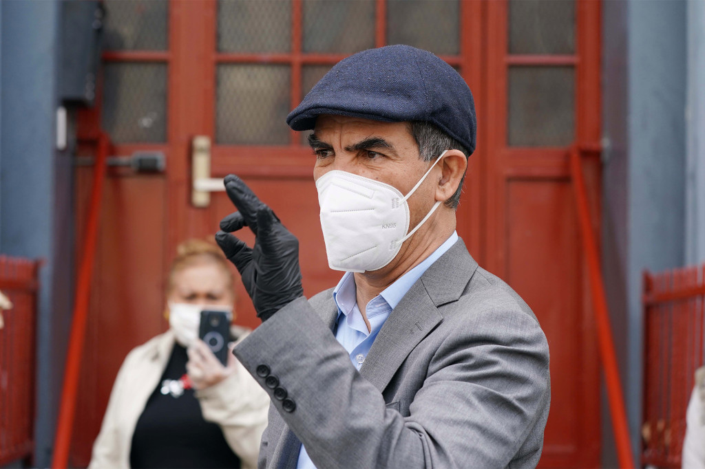 NYC salon owners owners demand coronavirus reopening plan at
Bronx demonstration 1