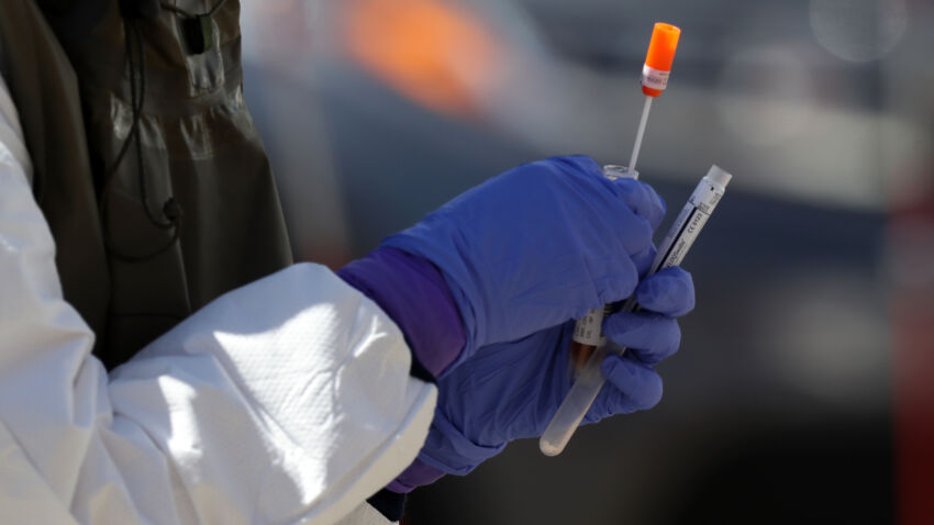 Massachusetts is behind on the coronavirus testing needed to
safely reopen, Harvard report says 1