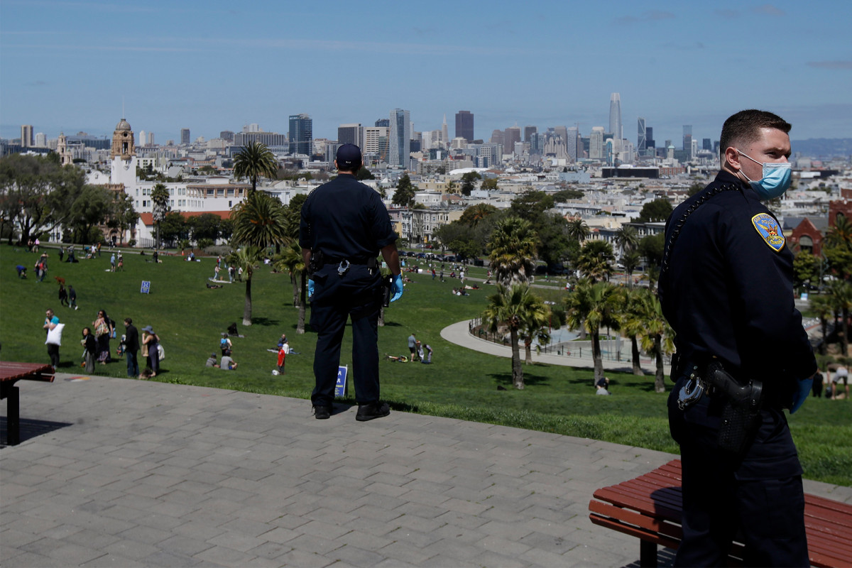 San Francisco police chief nixes officers’ ‘Thin Blue Line’
coronavirus masks 1