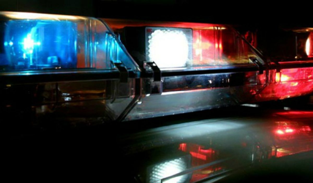 Police officer, federal agent shot, wounded in
Memphis 1