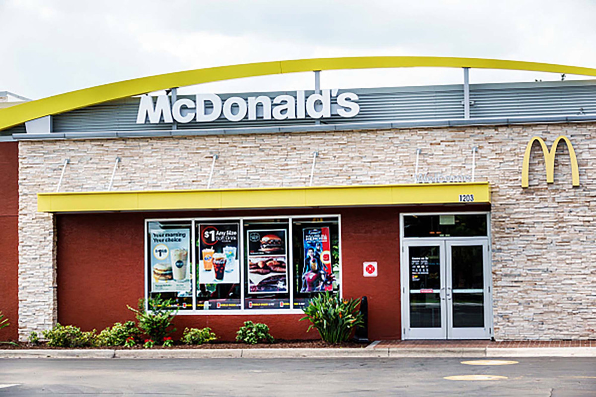 McDonald’s hit with two class-action suits over COVID-19
worker safety 1