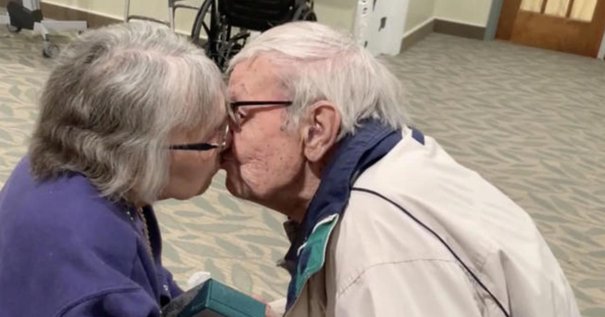 Couple reunites after months apart due to coronavirus
restrictions 1
