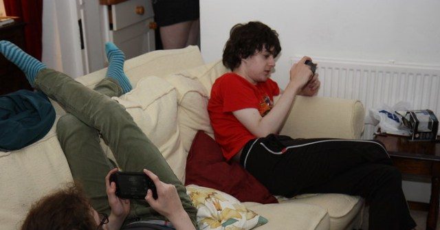 Coronavirus Vampires: Teens Stay Up All Night, Sleep All Day
During Lockdown 1