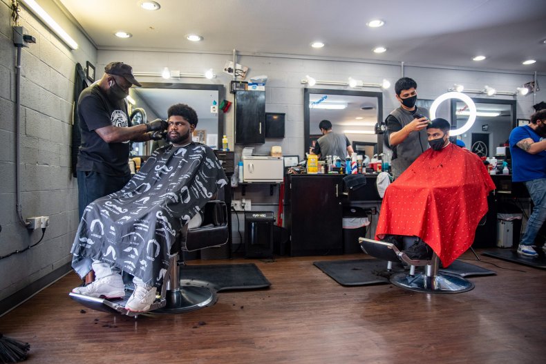 GoFundMe Raises More Than $500,000 for Dallas Hair Salon
Owner Arrested for Opening Business Despite Coronavirus
Restrictions 1
