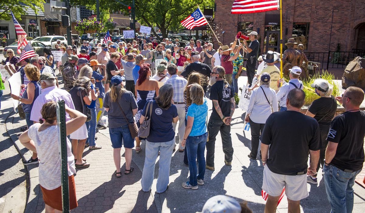 Three Percenters, far-right groups doxxing residents
reporting coronavirus stay-at-home violators 1