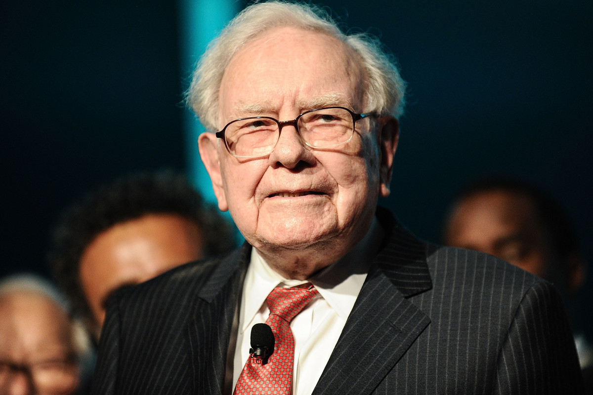 Warren Buffett’s Berkshire Hathaway loses $50B during
coronavirus pandemic 1