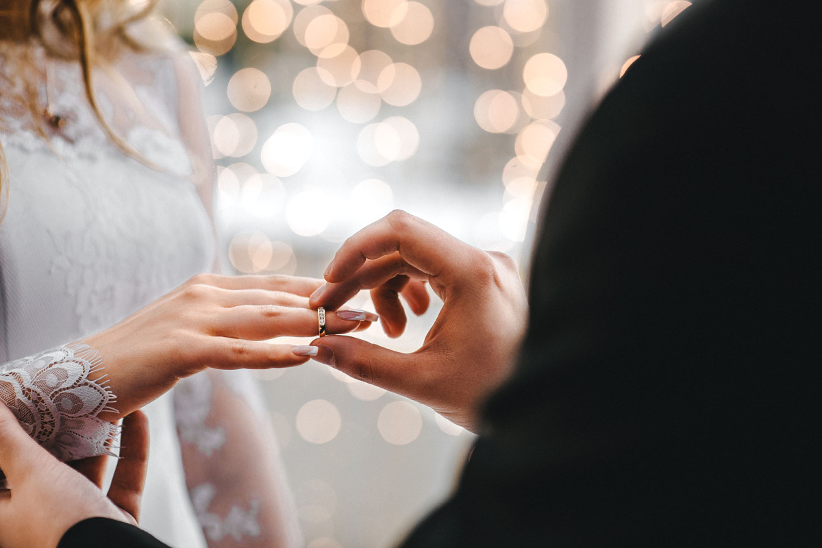 Couple with matching wedding date tattoos has nuptials
delayed by coronavirus 1