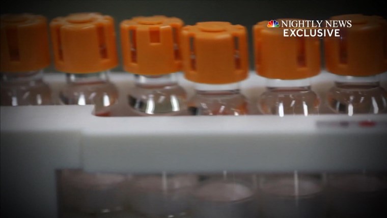 Why have 14,000 people volunteered to be infected with
coronavirus? 1
